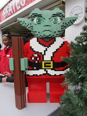 Santa Yoda made of Lego