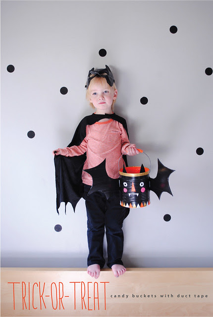 MerMagTrick-or-TreatBuckets1
