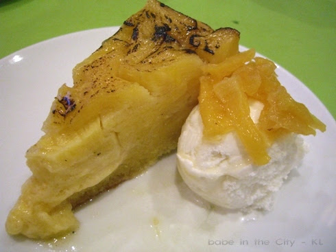 Pineapple Upside Down Cake RM11 1