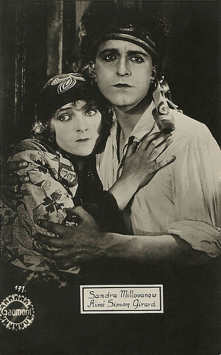 Sandra Millowanoff, Aimée Simon Girard
