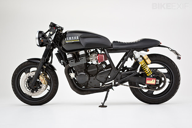 Yamaha XJR400