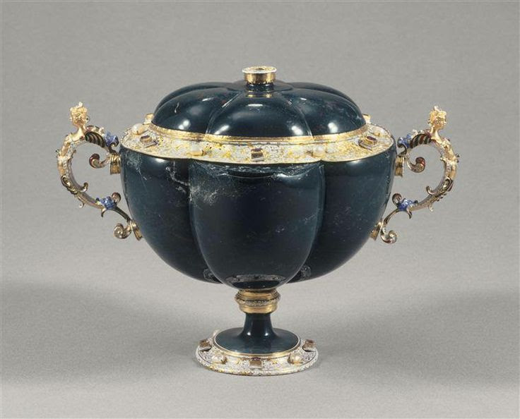Coupe ovale couverte en jaspe, entrée dans la collection de Louis XIV avant 1673 - Atelier des Saracchi, Milan, dernier quart du XVIe siècle - Paris, Musée du Louvre