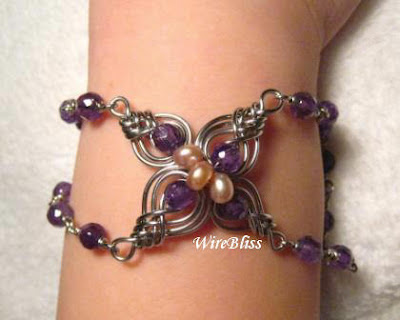Wire wrapped Four-in-One" Pipa Focal bracelet