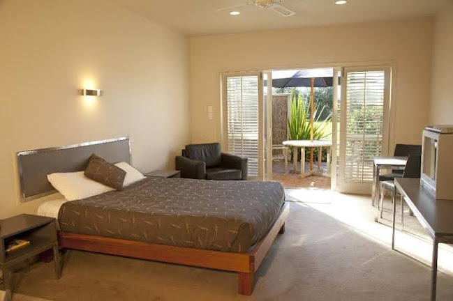 Reviews of Ocean Beach Motor Lodge in Gisborne - Hotel