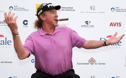 Golf & Cigar Smoke – Miguel Ángel Jiménez Rodríguez – The CigarMonkeys