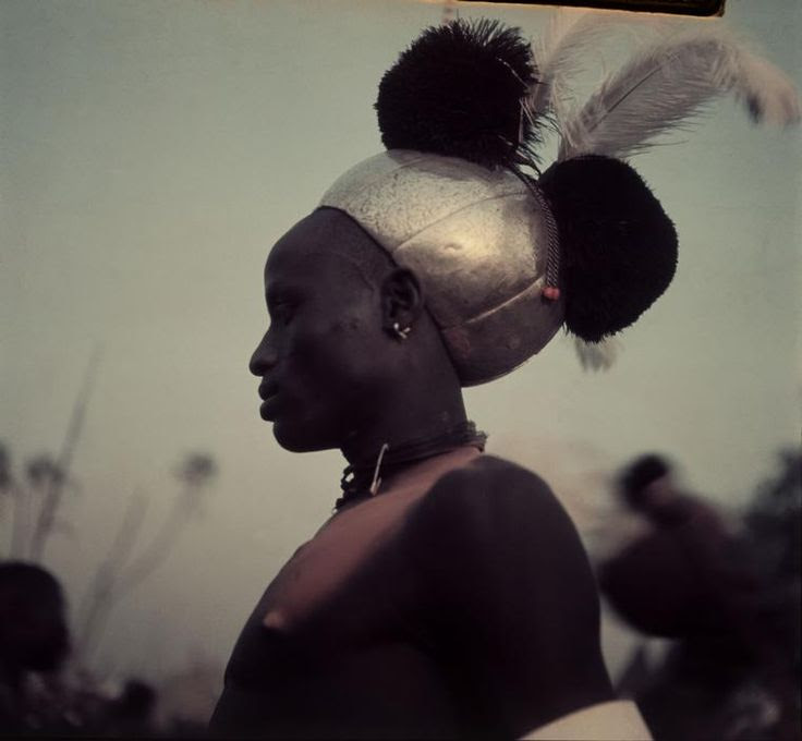 Africa | Sudan. Upper Nile Province. Duk Fadiat. Shilluk tribesman. 1949. | © George Rodger