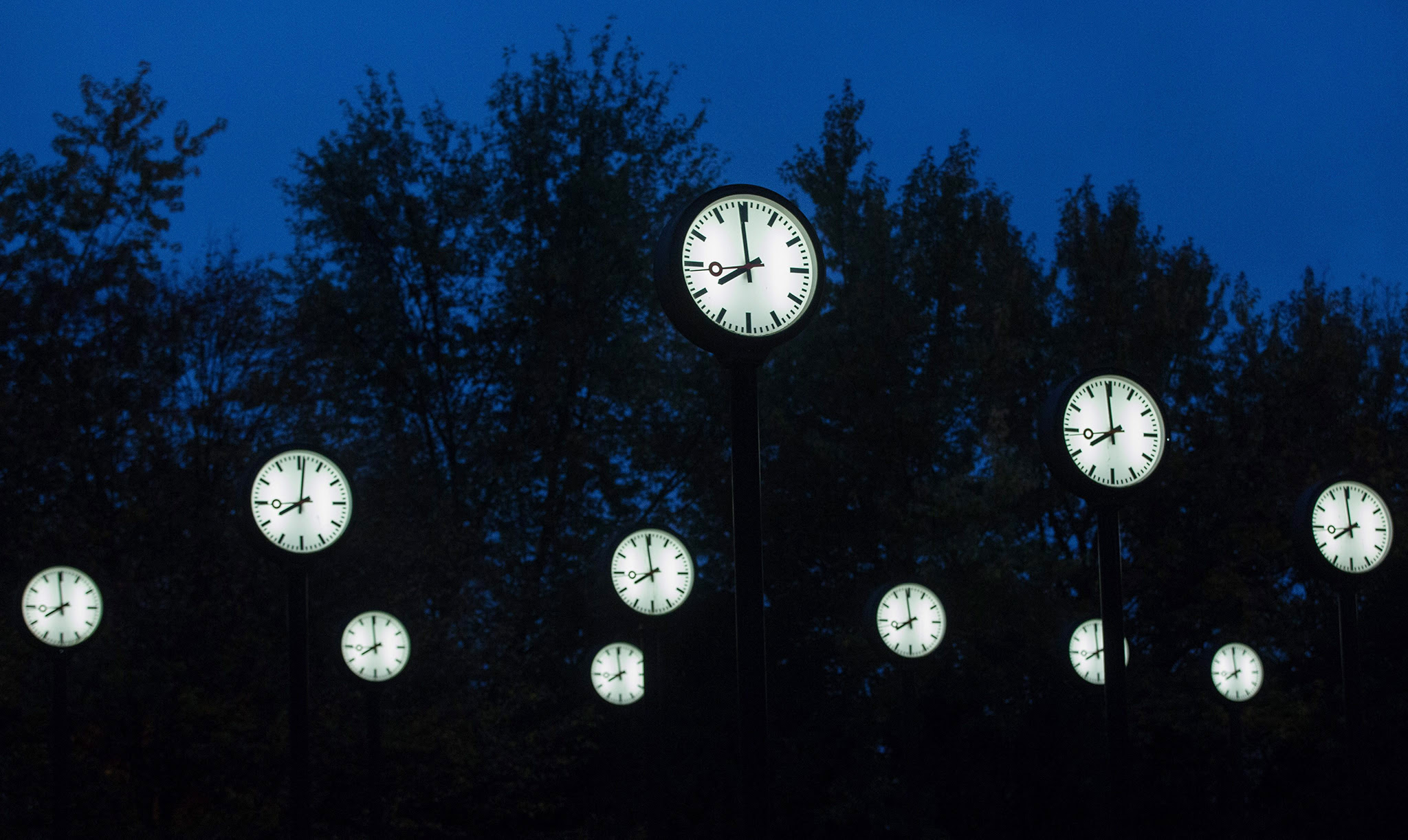 The installation 'Zeitfeld' by Klaus Rinke in Duesseldorf, Germany, 26 October 2016. The European Summer Time ends on 30 October, when clocks will be set back one hour during the night.  EPA/MAJA HITIJ