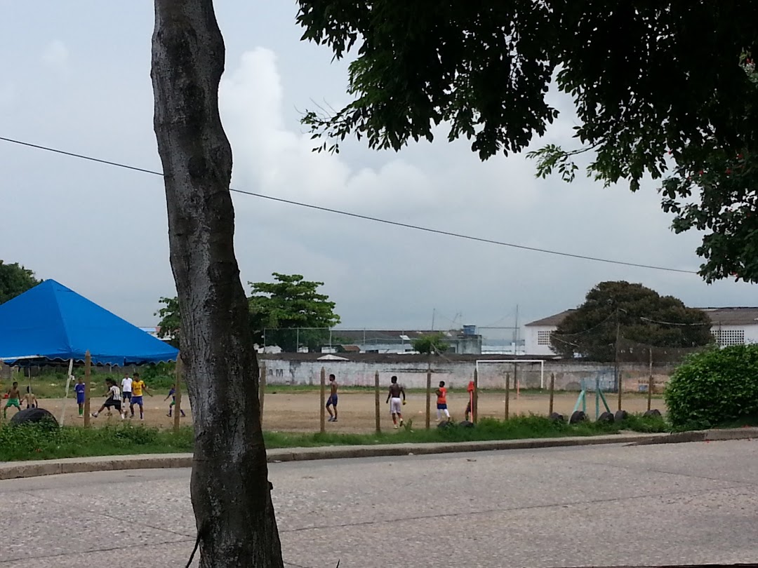 Campo de Arena Piedra de Bolívar