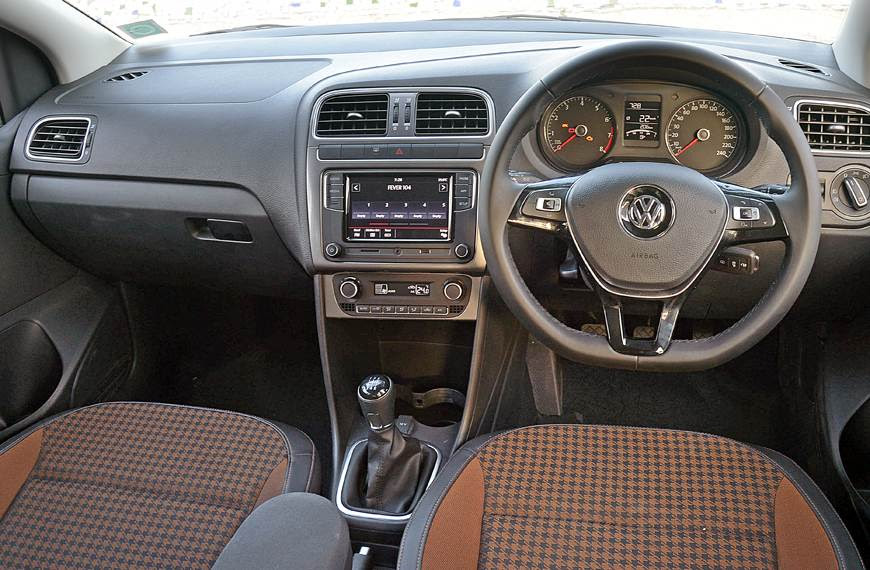Volk Wagon Volkswagen Polo Comfortline Petrol Interior