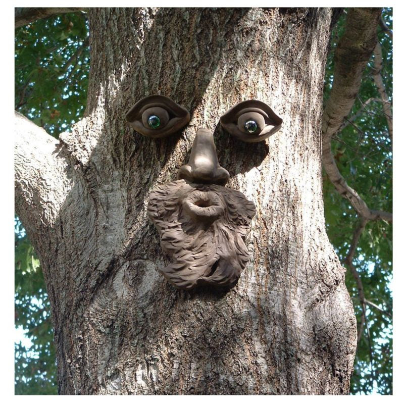 Tree Face Decorations for Your Outdoor Garden Spaces