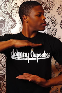 Johnny Cupcakes - Boston's Finest Gold T-Shirt