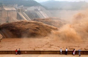 ChinaFloodDam-300x195
