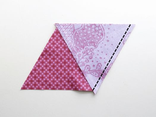retro mama: triangle hexagon pillow tutorial