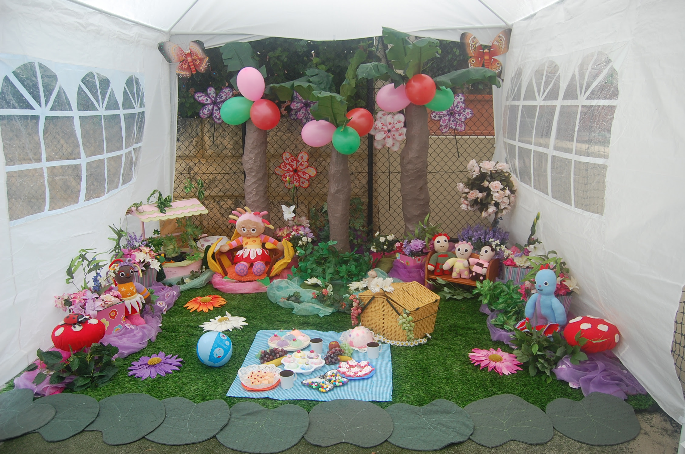 In The Night Garden Party Supplies