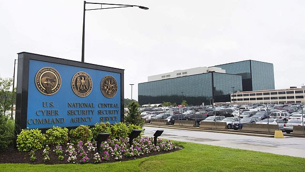NSA: ¿Por qué 2 hombres vestidos de mujer intentaron atacar el edificio? (EFE)