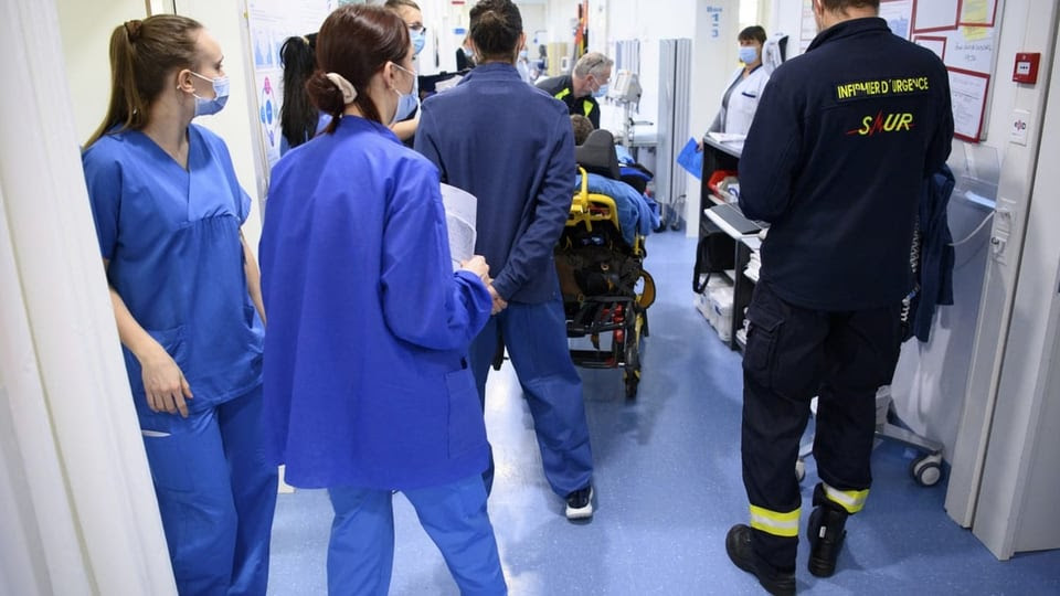 Streik in Grossbritannien - Britische Pflegekräfte wollen streiken