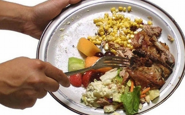 Americans throw away up to 40% of their food each year Alimentos, Desperdicios, Estados Unidos