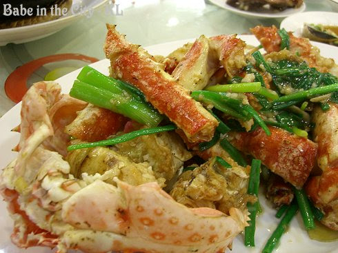 Stir-fried King Crab with Spring Onions and Garlic