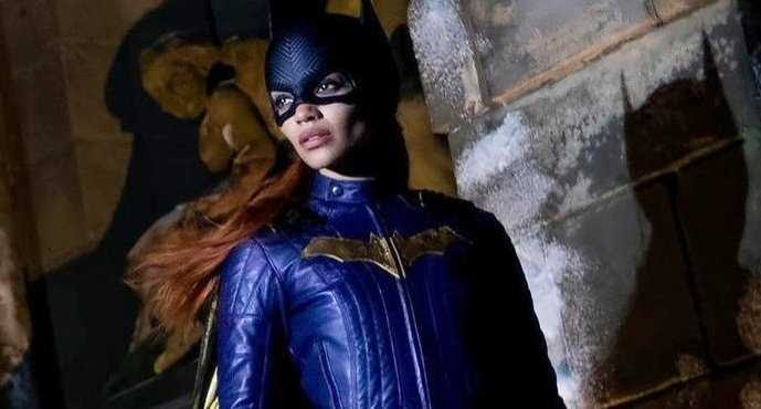 BATGIRL: First Official Look At Leslie Grace In Full Costume Revealed!