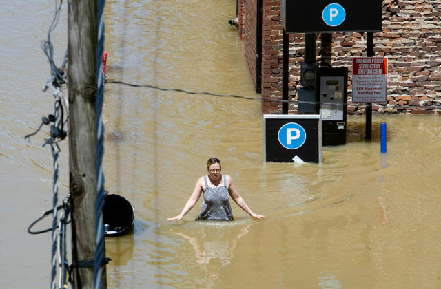 The USA Flooding in Pictures (50 pics)
