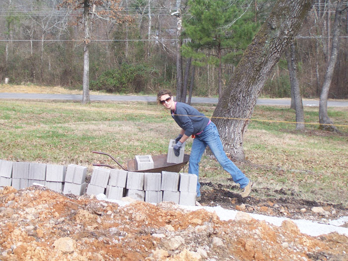 mother-builds-house-youtube-tutorials-cara-brookins-2