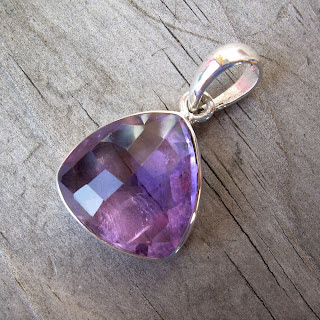 amethyst pendant necklace