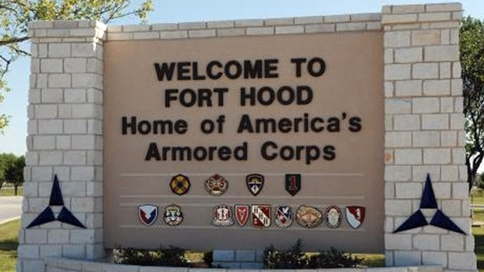 The main gate at the U.S. Army post at Fort Hood, Texas (Reuters)