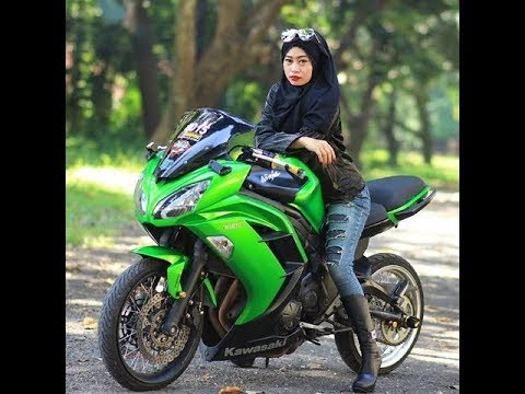 10 Ide Wanita Hijab Naik Motor Ninja Angela T Graff