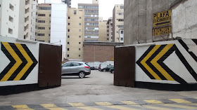 Playa de Estacionamiento Porta