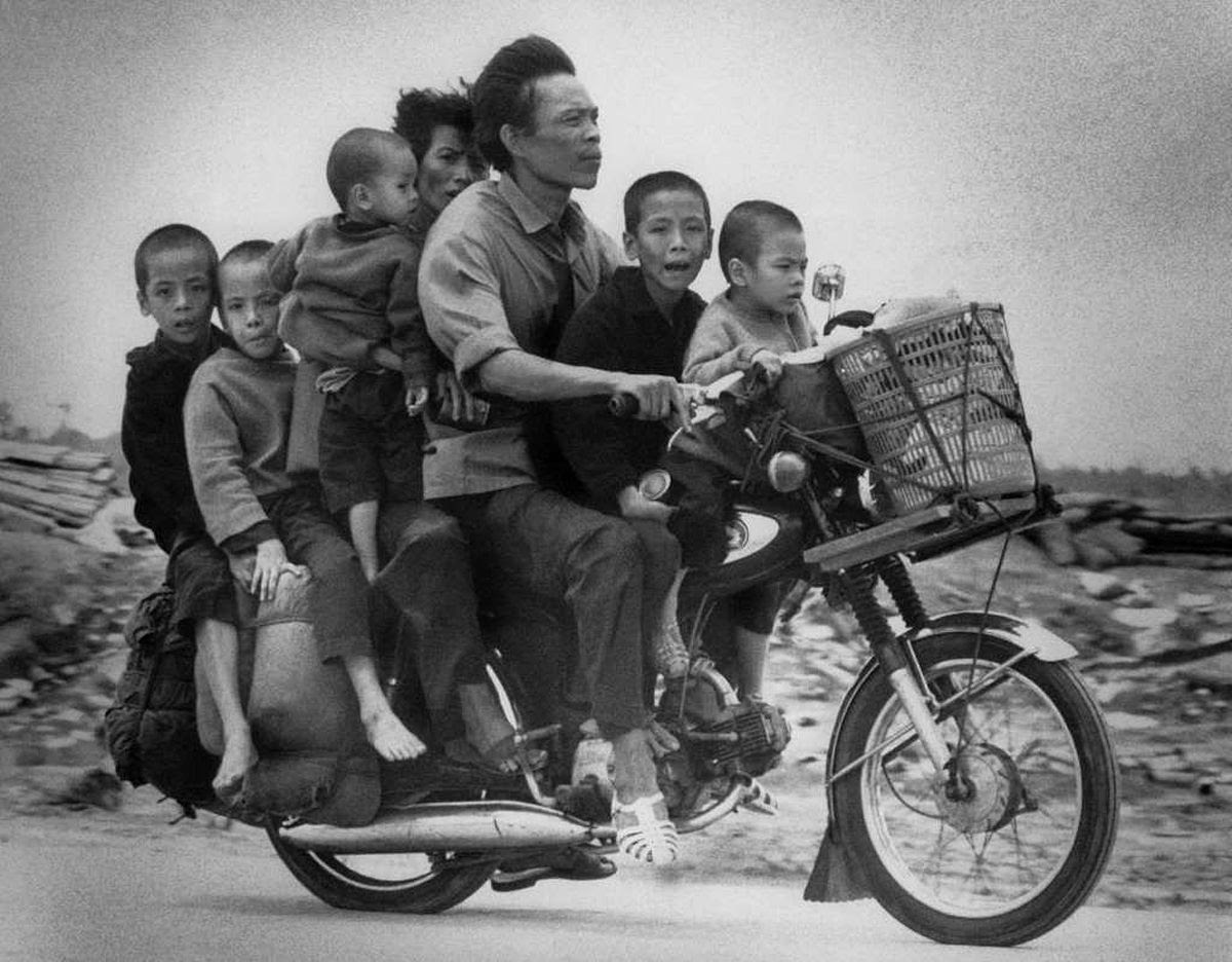 Ảnh để đời về chiến tranh Việt Nam của Nick Út (1) - Ảnh 1 Anh de doi ve chien tranh Viet Nam cua Nick Ut (1) - Anh 1