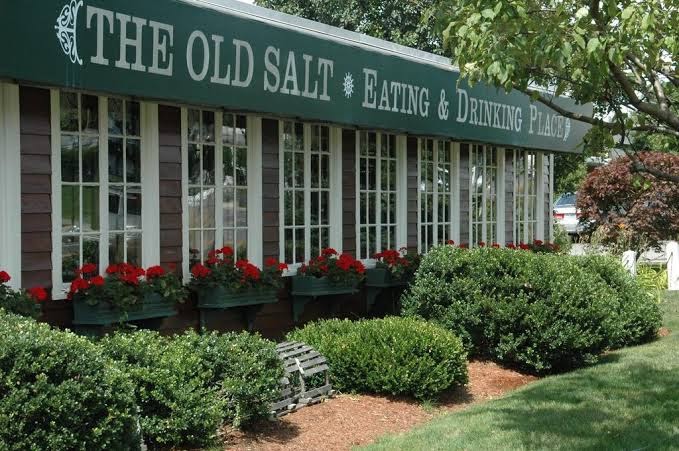 The Old Salt Restaurant at Lamies Inn