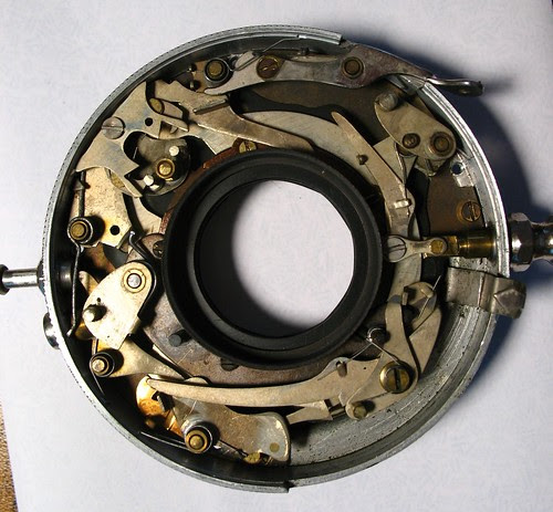 Optimo 1A shutter mechanism