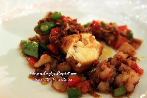 Dragon9ine stir fried tofu and prawn minced with XO sauce