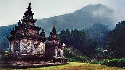 kerajaan kerajaan  indonesia batu quran  cibulakan