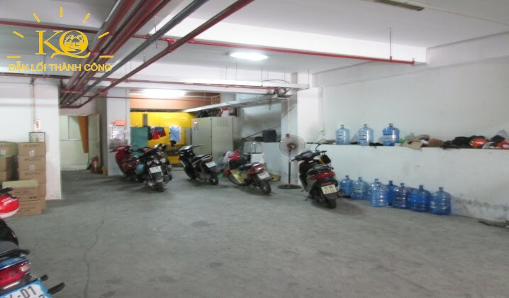 Hình chụp hầm gửi xe Hình chụp hầm gửi xe