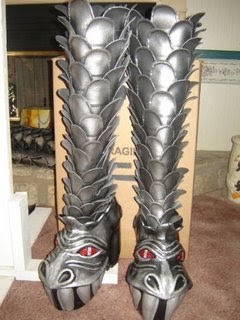 KISS COSTUMES & BOOTS: An older Gene Simmons boot testimonial