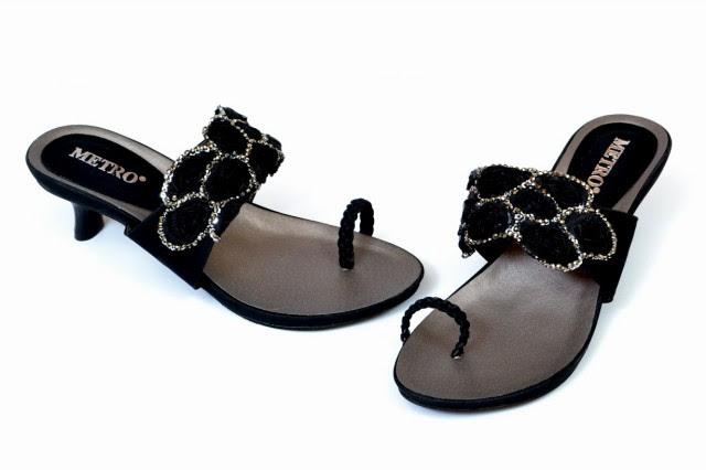 Girls-Womens-Beautiful-Casual-High-Shoes-Eid-Footwear-Collection-2013-by-Metro-Shoes-1 Girls-Womens-Beautiful-Casual-High-Shoes-Eid-Footwear-Collection-2013-by-Metro-Shoes-1