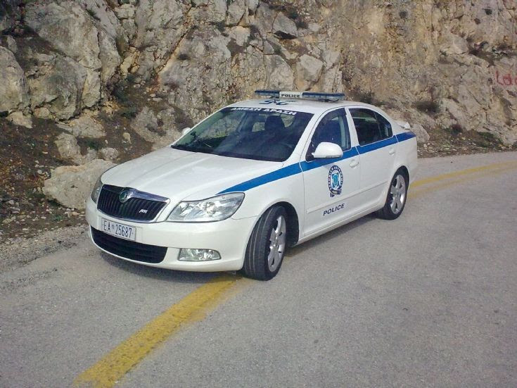 http://police-car-photos.com.s3.amazonaws.com/4385.jpg