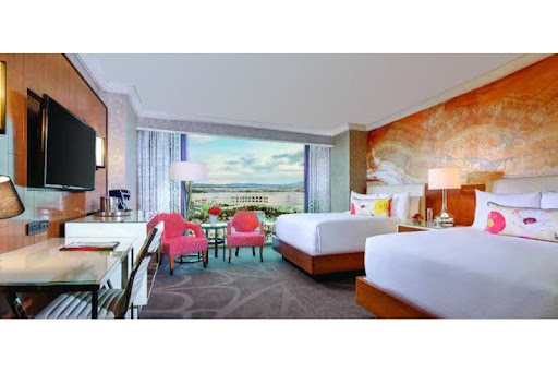 Resort «Mandalay Bay», reviews and photos, 3950 S Las Vegas Blvd, Las Vegas, NV 89119, USA