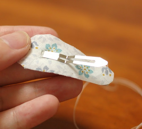 How to make a fabric covered snap clip 9
