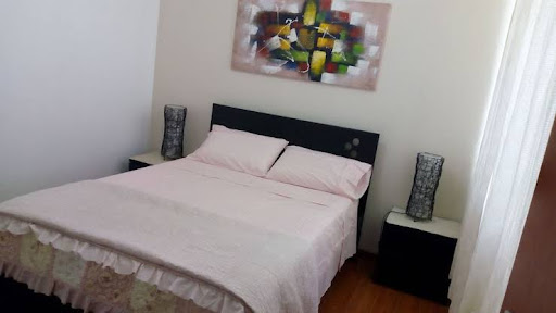 Modern and Comfortable Apartment Eight minutes from the Historic Center