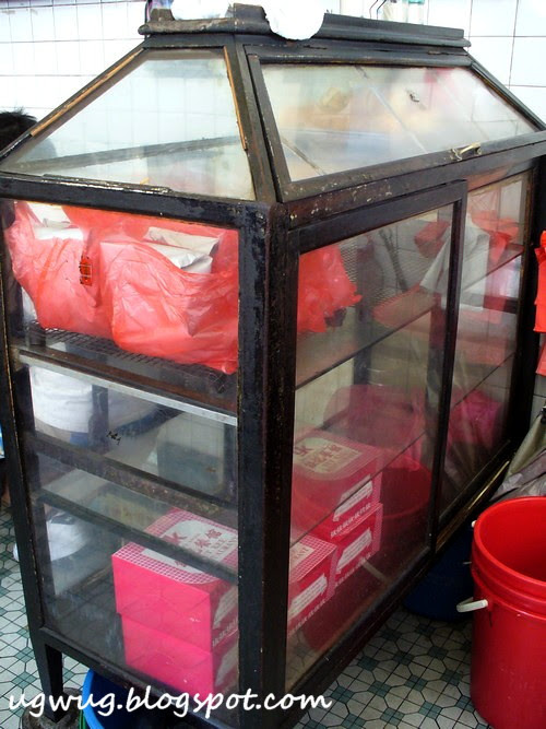 Display Cabinet