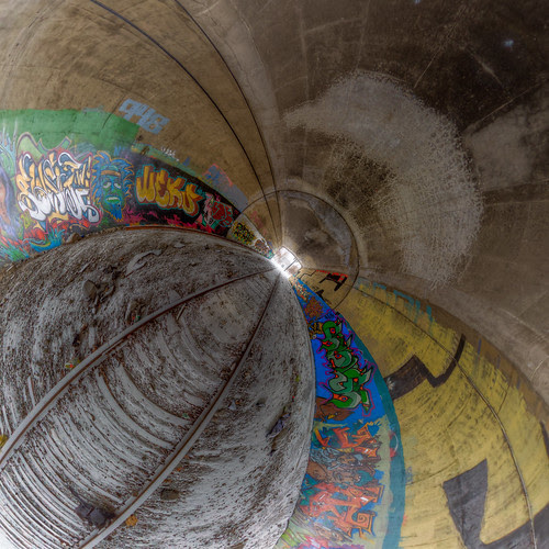 Under the overpass! - Stereographic Panorama in Quebec City