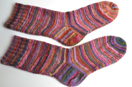 FCK MB S-S-2010-purple and red colorway - half of fiber-socks done-2
