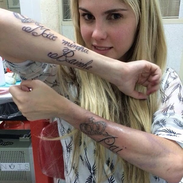 Bárbara Evans faz tatuagem em homenagem à mãe (Foto: Reprodução/ Instagram) Bárbara Evans faz tatuagem em homenagem à mãe (Foto: Reprodução/ Instagram)