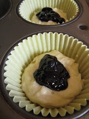 Lemon Blackberry Cupcake