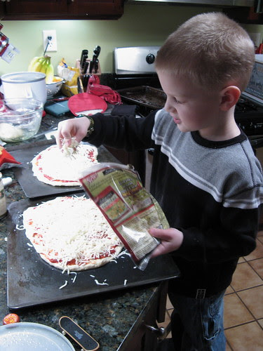 Lucas makes us pizza