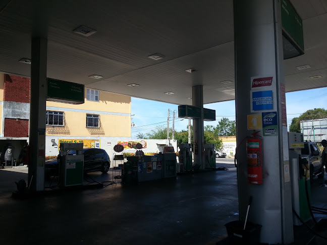 Av. Oliveira Paiva, 2163 - Cidade dos Funcionários, Fortaleza - CE, 60822-131, Brasil