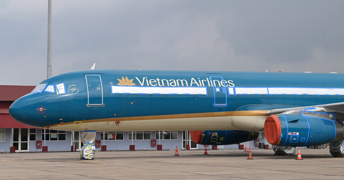 Xin chậm nộp báo cáo vì... thiếu người, Vietnam Airlines bị từ chối thẳng