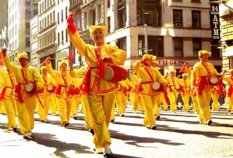 Desfile do Falun Dafa em Nova York (Epoch Times)